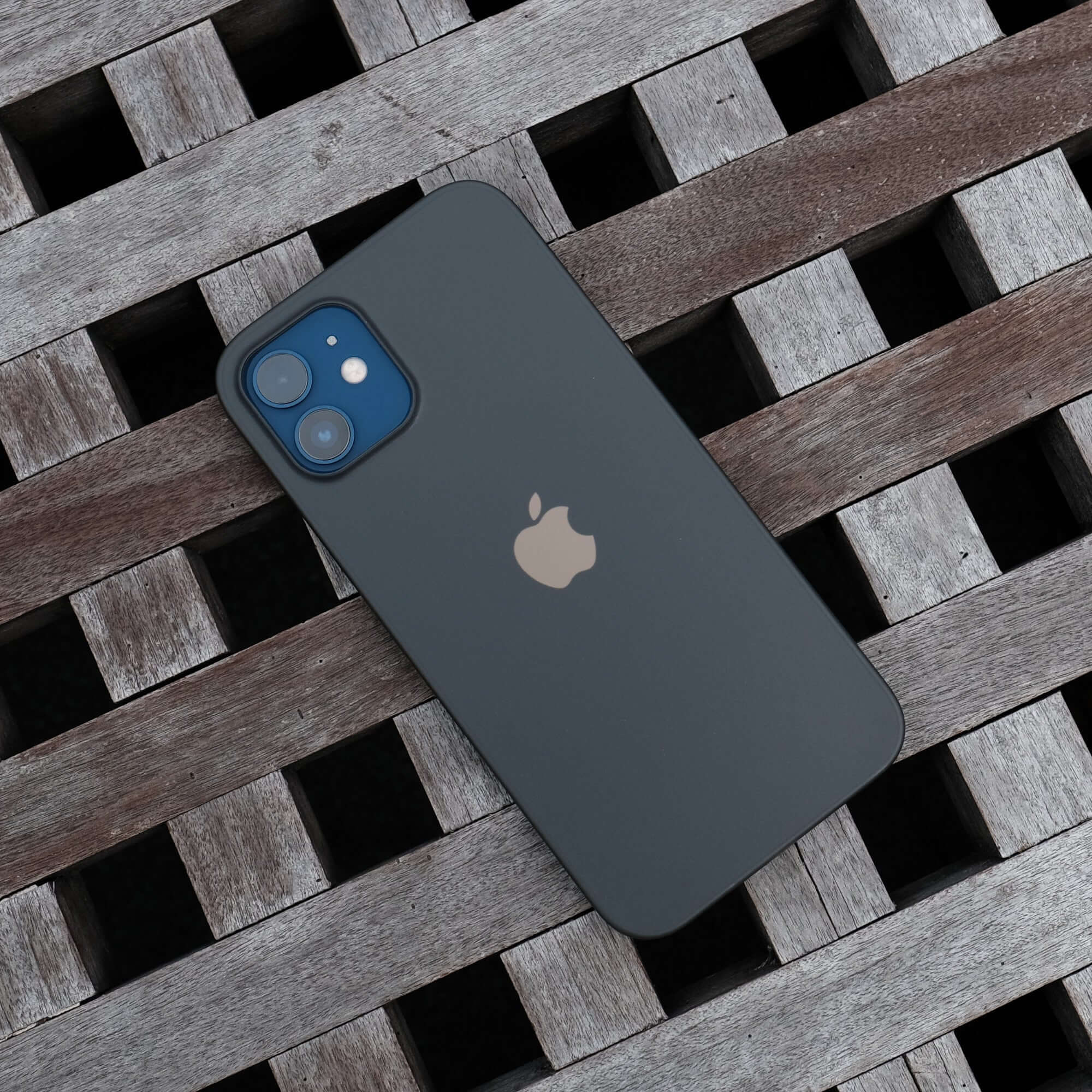 iPhone 12 - Ultra Thin Case